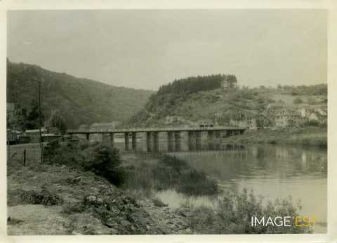 Construction d'un pont (Mettlach)